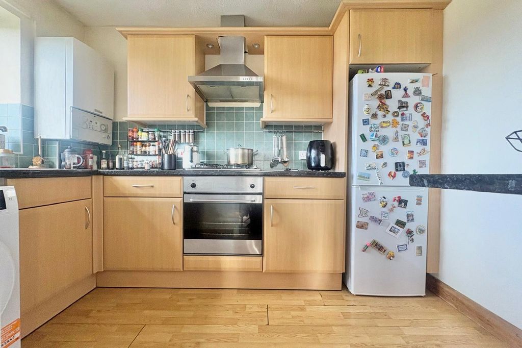 Property photo 3 of 9 Picture No. 17