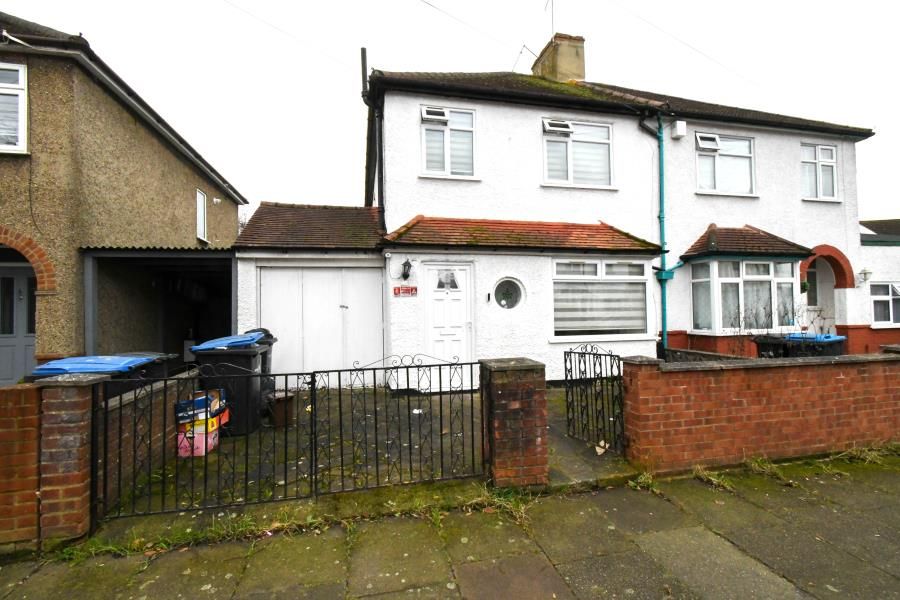 Property photo 1 of 8