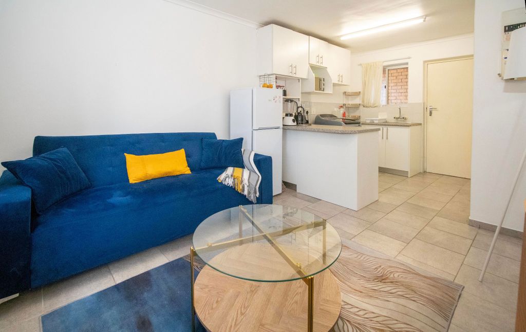 Property photo 3 of 17 St1702938