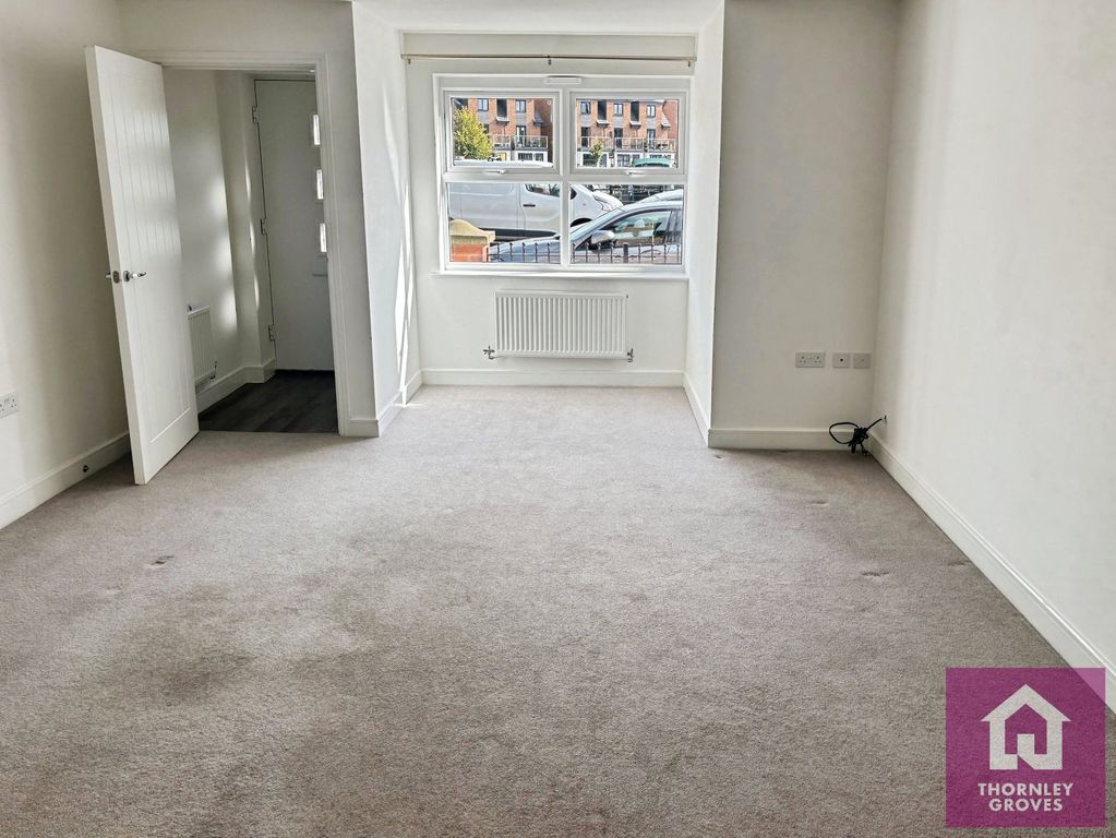 Property photo 2 of 16 Picture No. 26