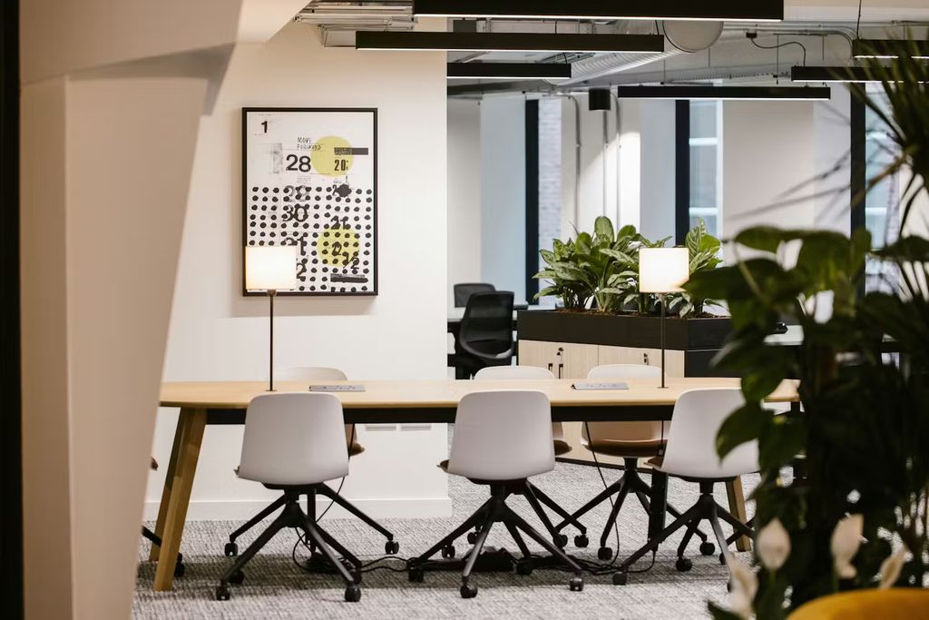 Property photo 3 of 16 Breakout Space