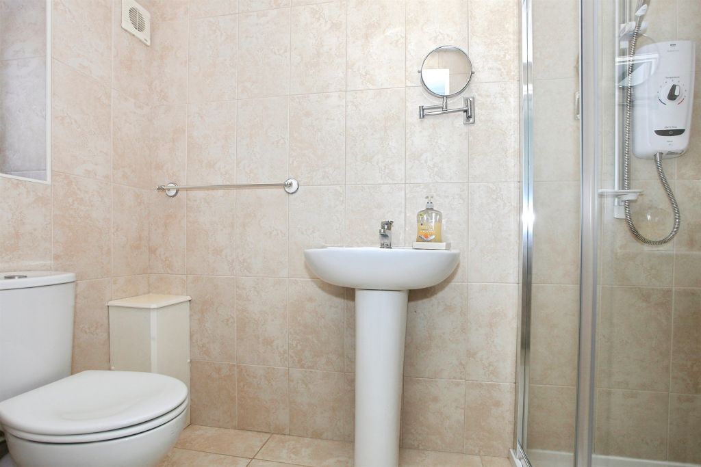 Property photo 3 of 24 Shower Room