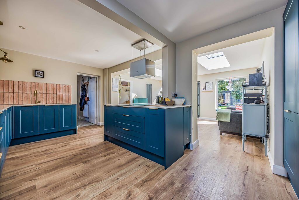 Property photo 3 of 23 Photo 15