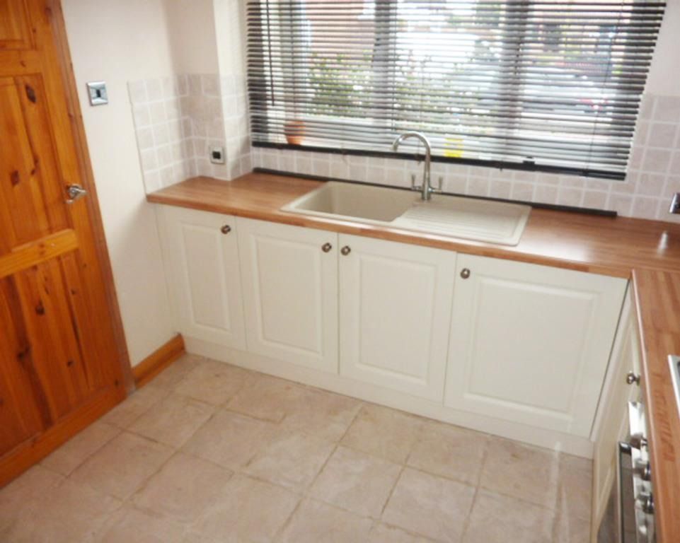 Property photo 3 of 12 4483573
