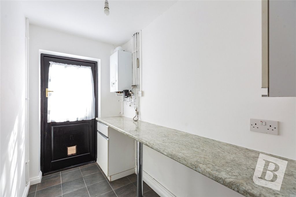 Property photo 3 of 15 Utility Room