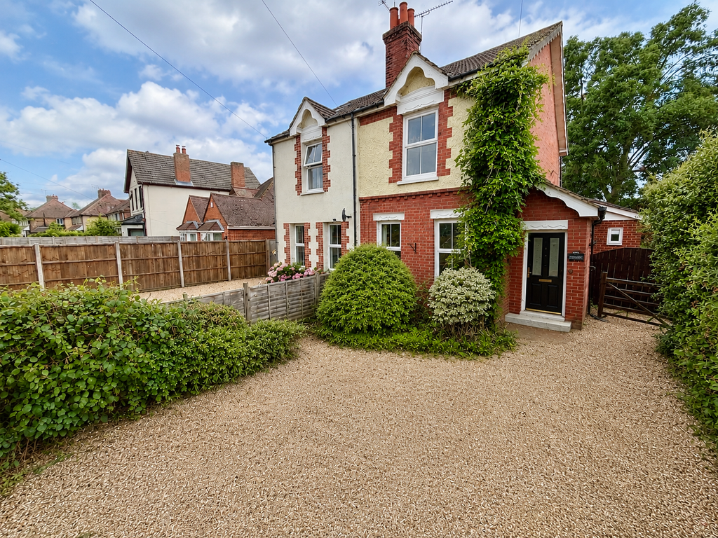 Property photo 1 of 10 623Cec30-334A-4E0A-895B-E6075C8C138A