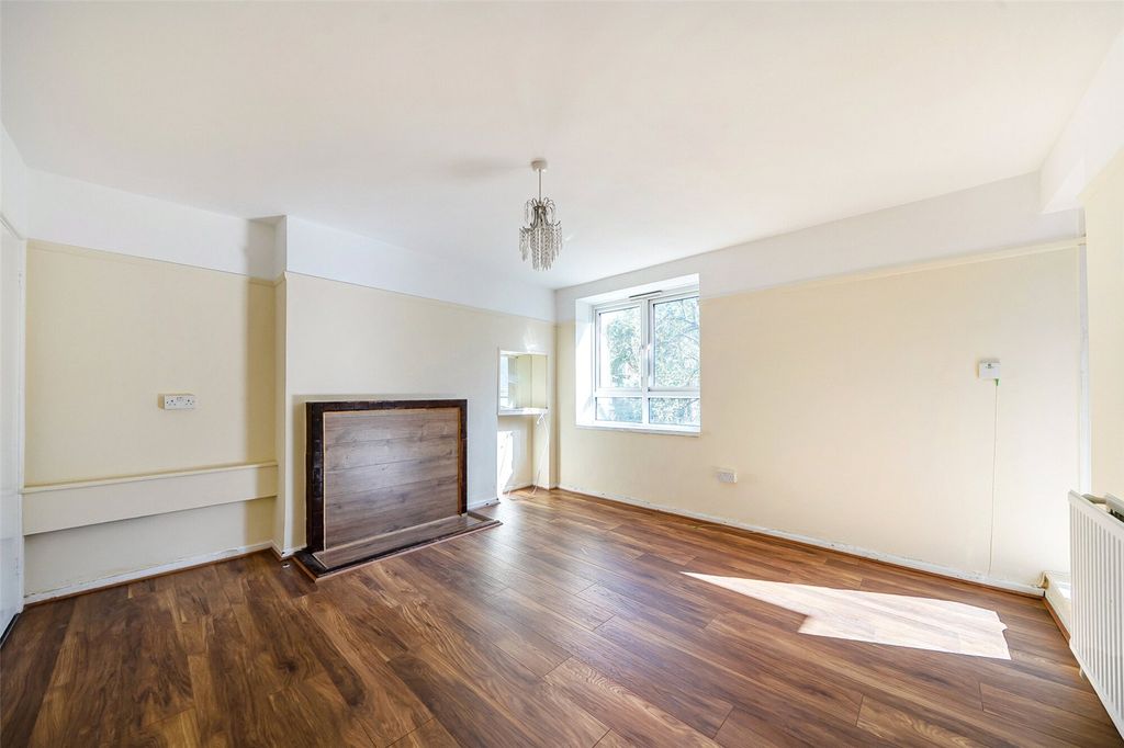 Property photo 1 of 16 Picture No. 09