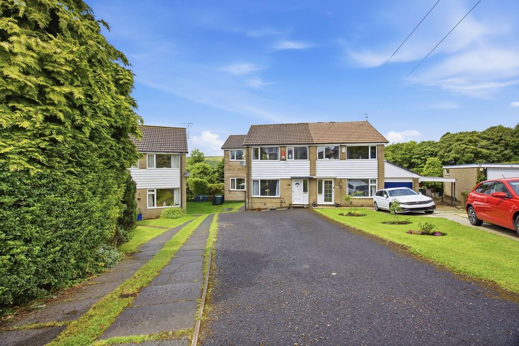 Property photo 1 of 24