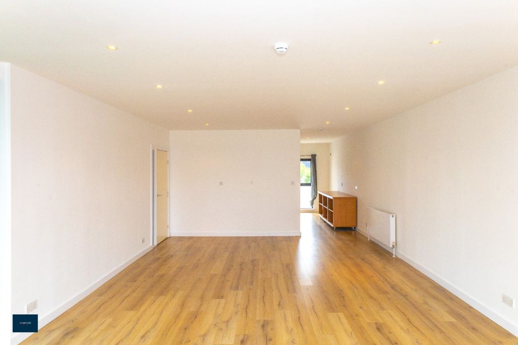 Property photo 3 of 13 Photo 3