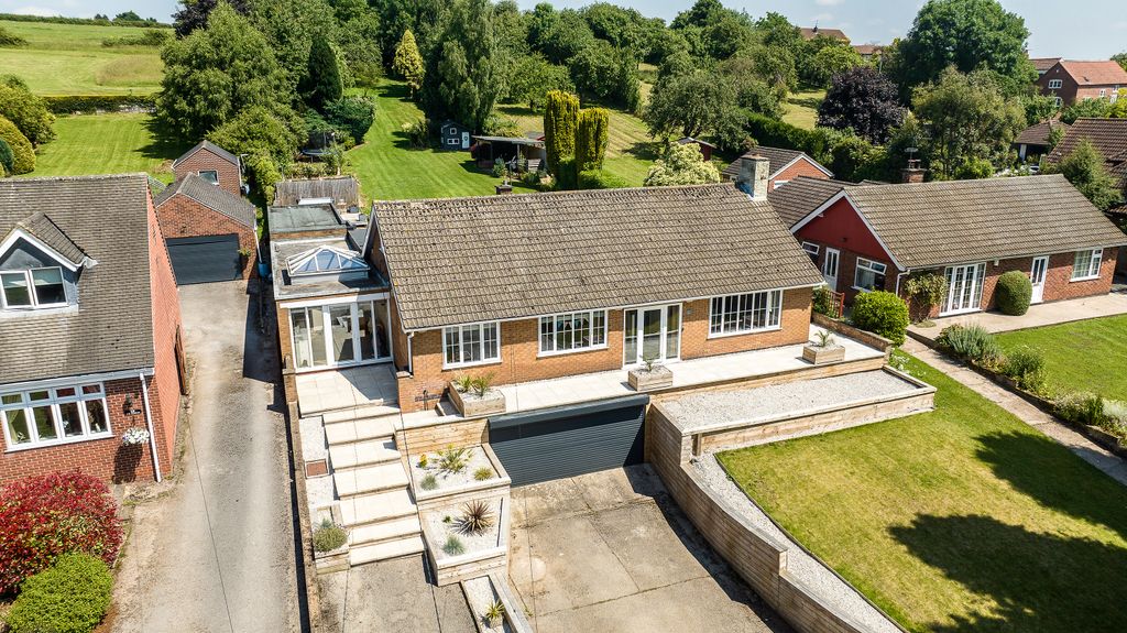 Property photo 2 of 35