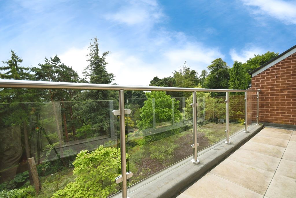 Property photo 1 of 17 Photography