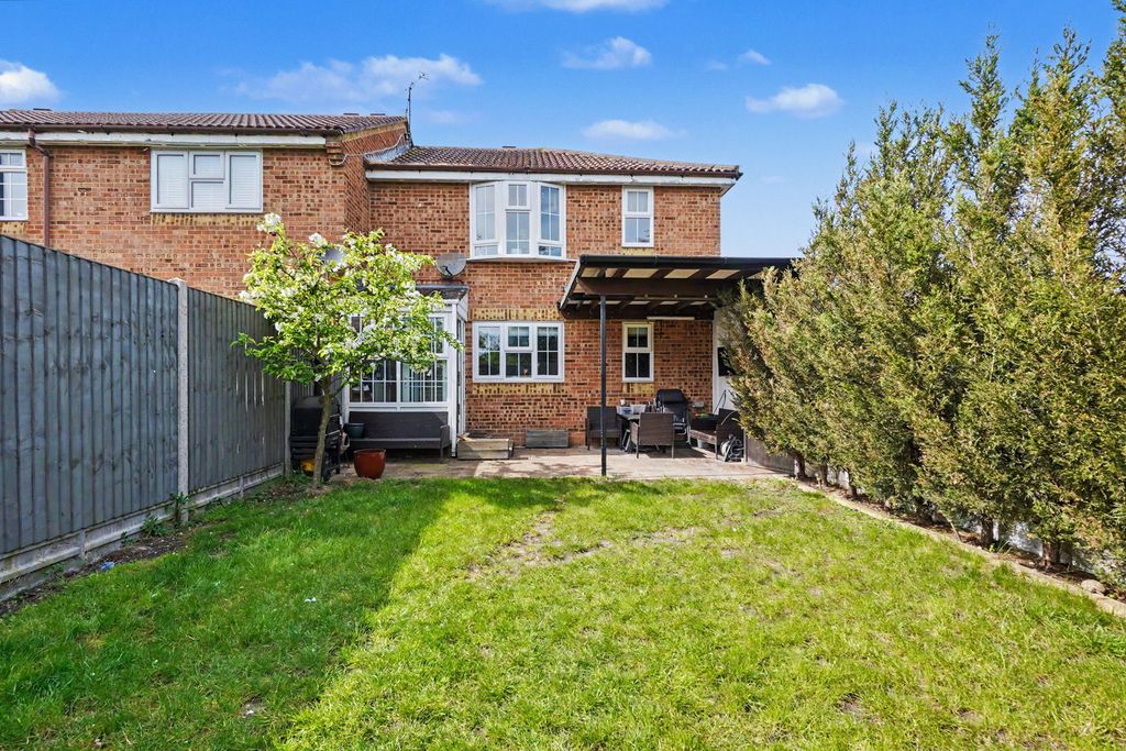 Property photo 2 of 23