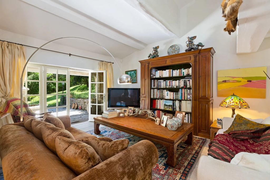 Property photo 3 of 14