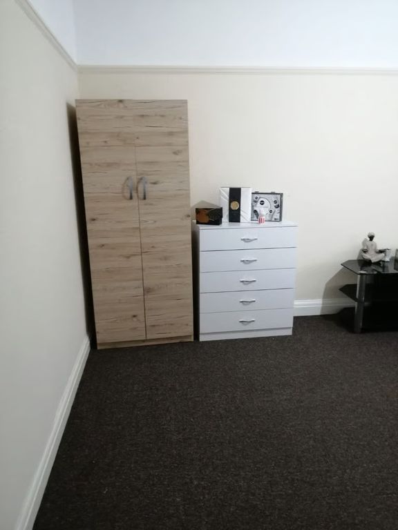 Property photo 1 of 3