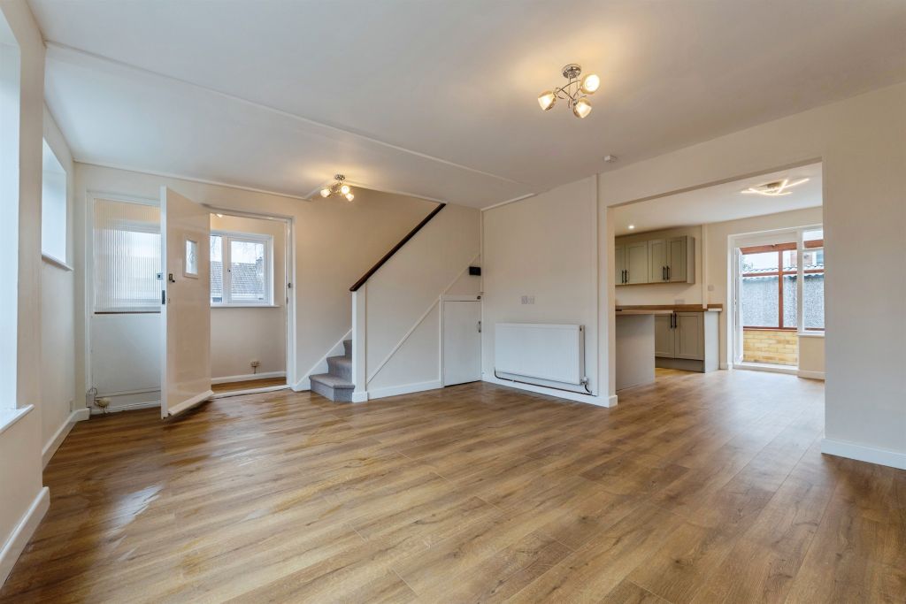 Property photo 2 of 24