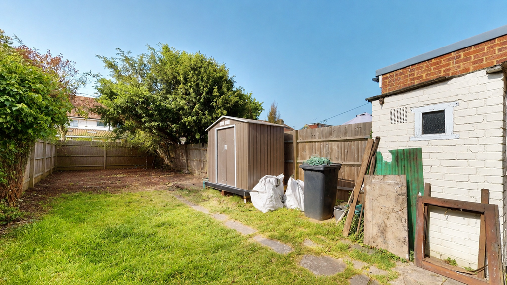 Property photo 1 of 19 Picture No. 24
