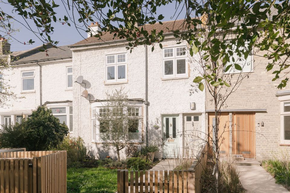 Property photo 2 of 25