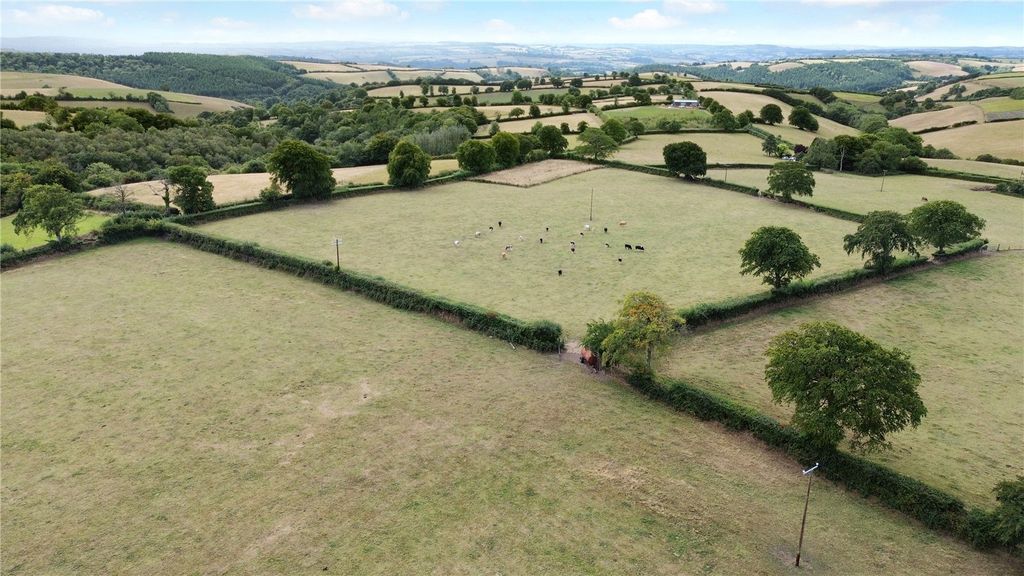 Property photo 3 of 8 Picture No. 03