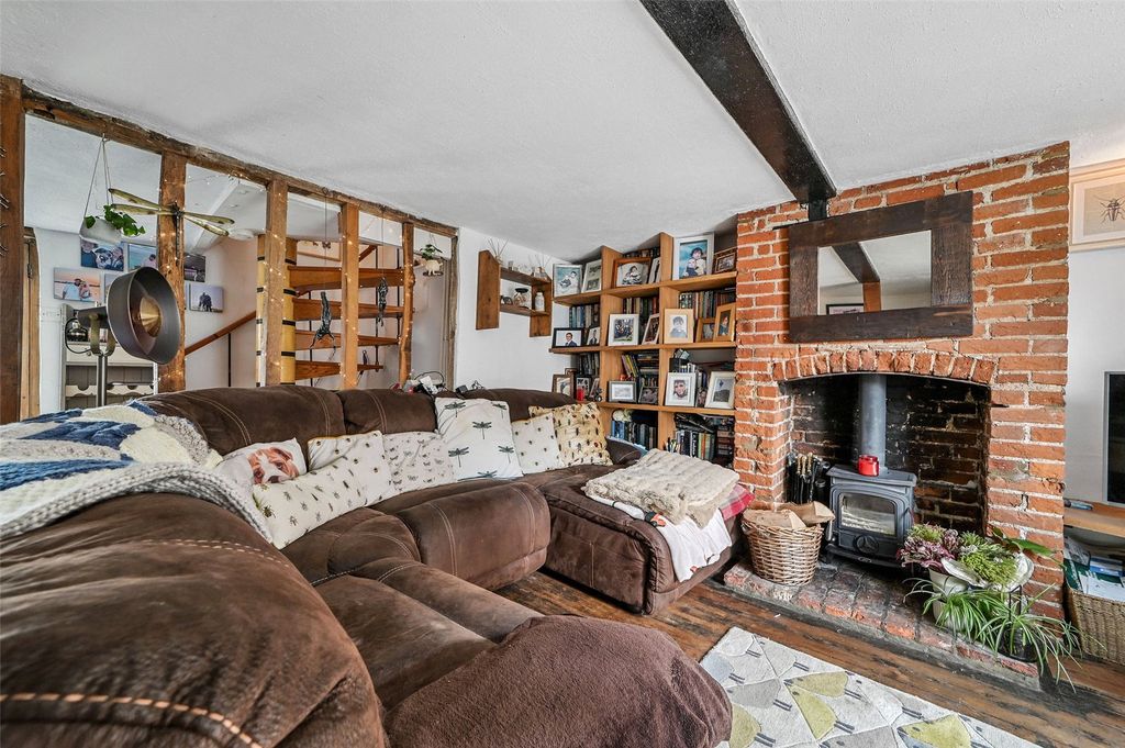 Property photo 2 of 12 Picture No. 04