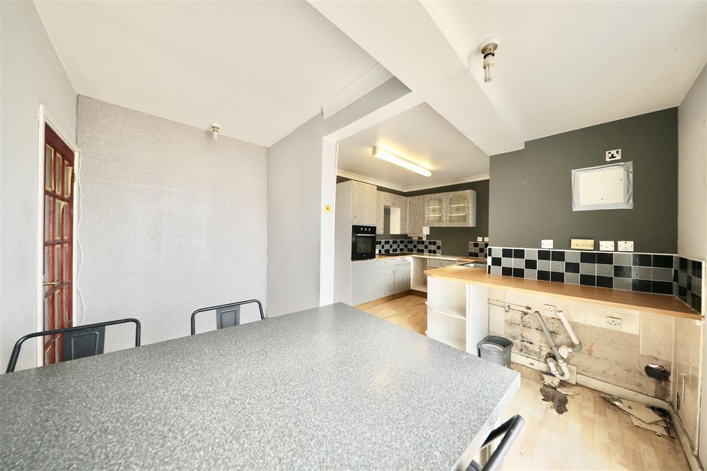 Property photo 3 of 14 0A4A9864 2.Jpg