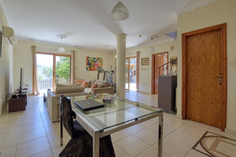 Property photo 3 of 23 Dining Area
