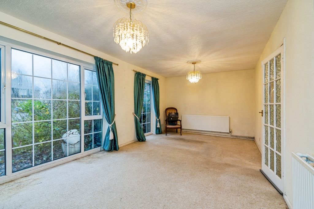 Property photo 3 of 19 Pbox-Img.Jpg