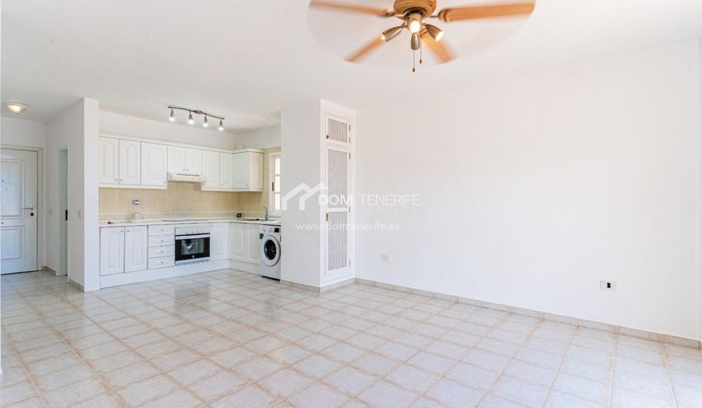 Property photo 3 of 27