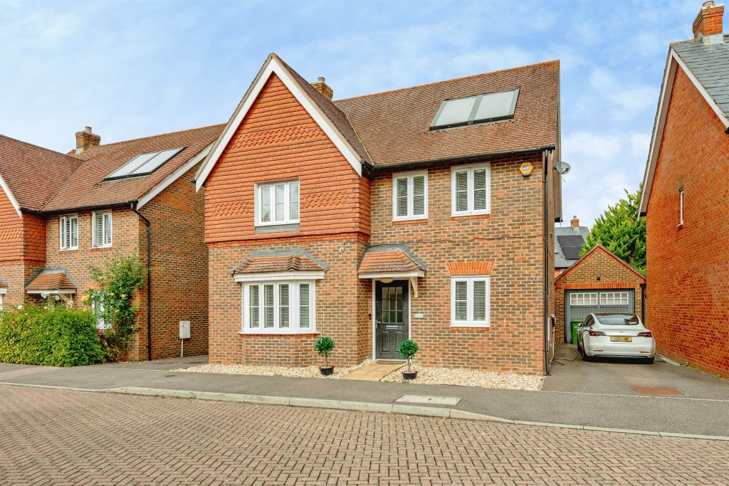 Property photo 1 of 14