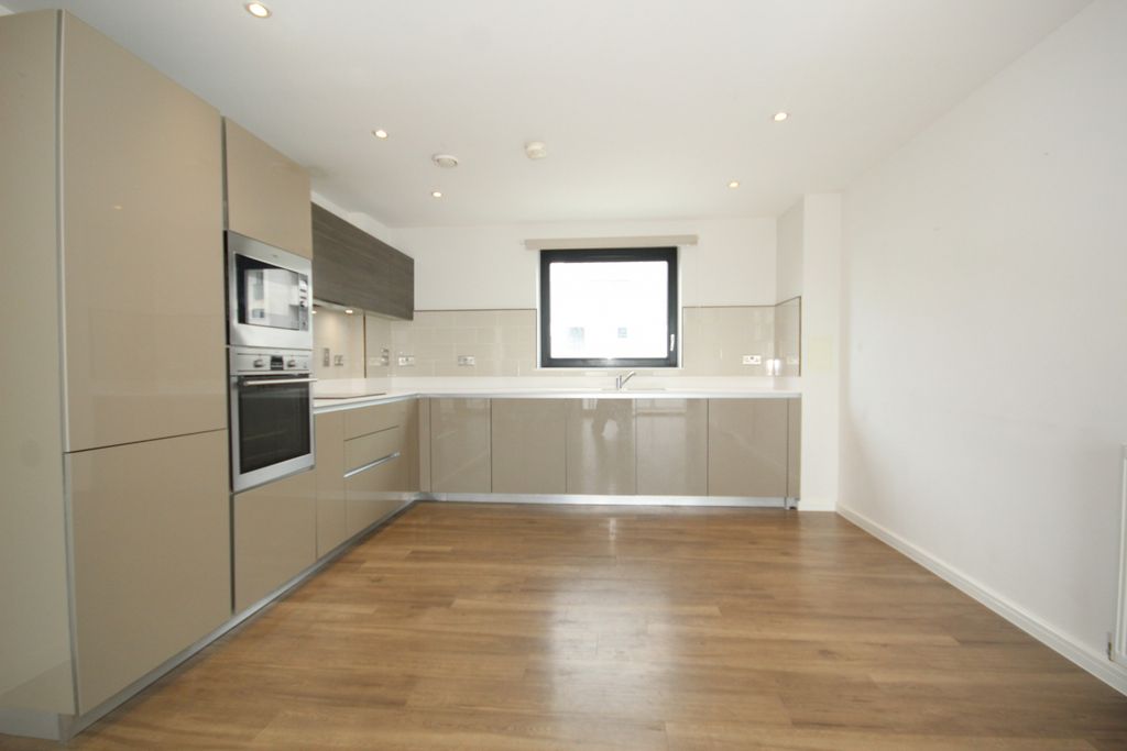Property photo 2 of 12 Gallery
