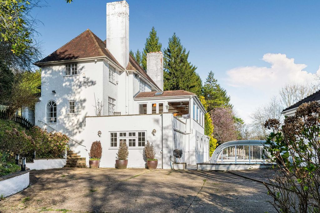 Property photo 2 of 47 Exterior