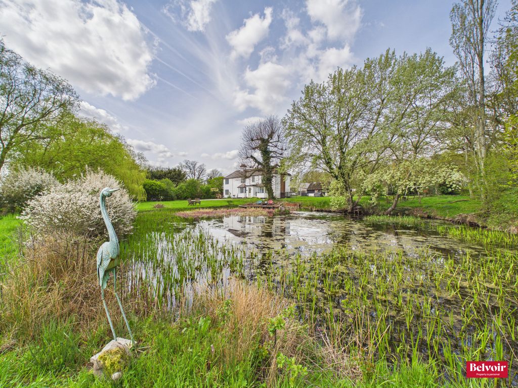 Property photo 2 of 30