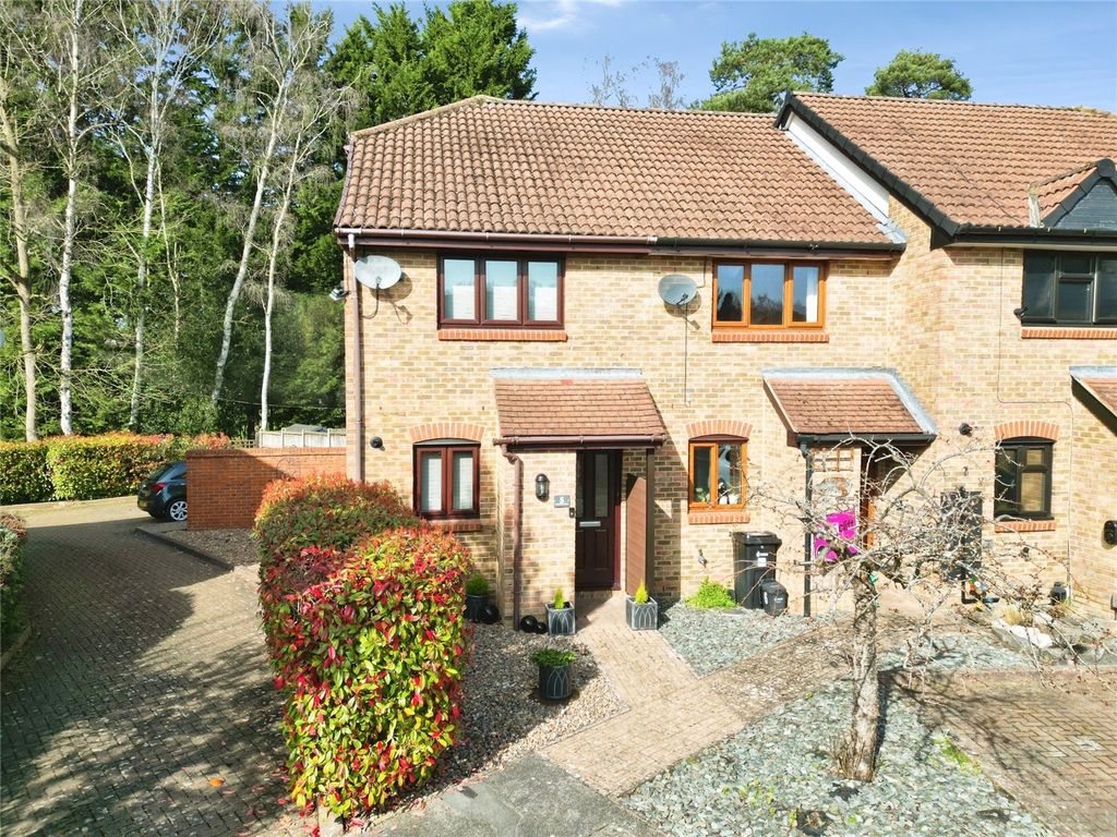 Property photo 1 of 19 Picture No. 17