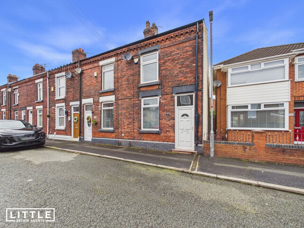 Property photo 1 of 17 Photo 17