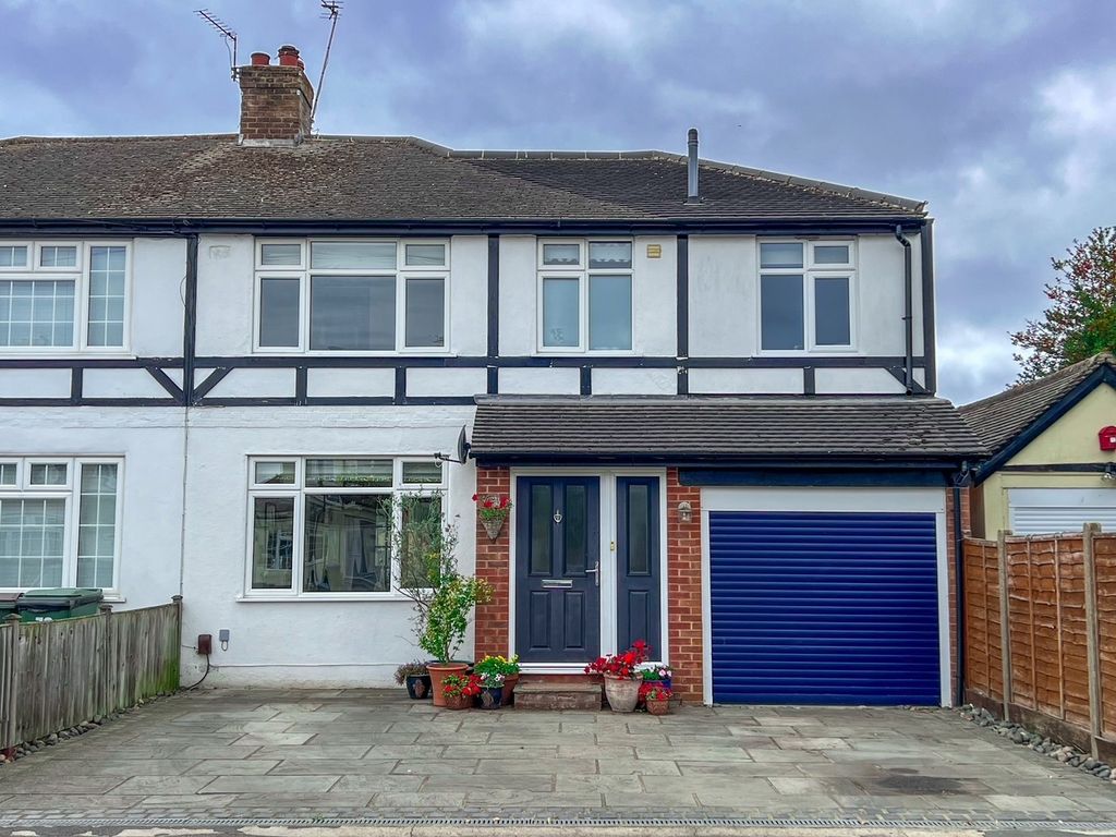 Property photo 2 of 38