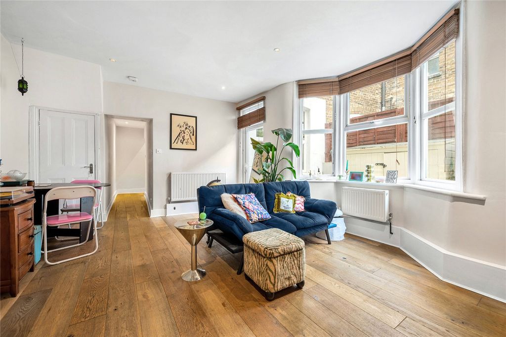 Property photo 1 of 14 Picture No. 10