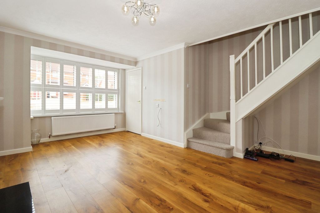 Property photo 3 of 14 Pbox-Img.Jpg