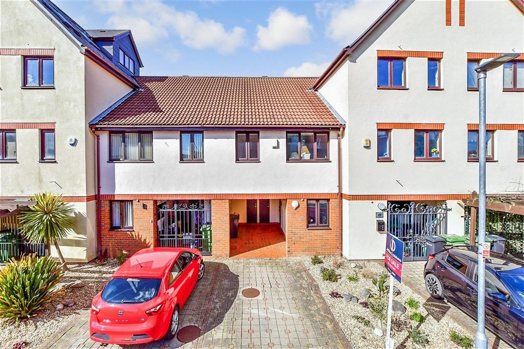 Property photo 1 of 13 Front