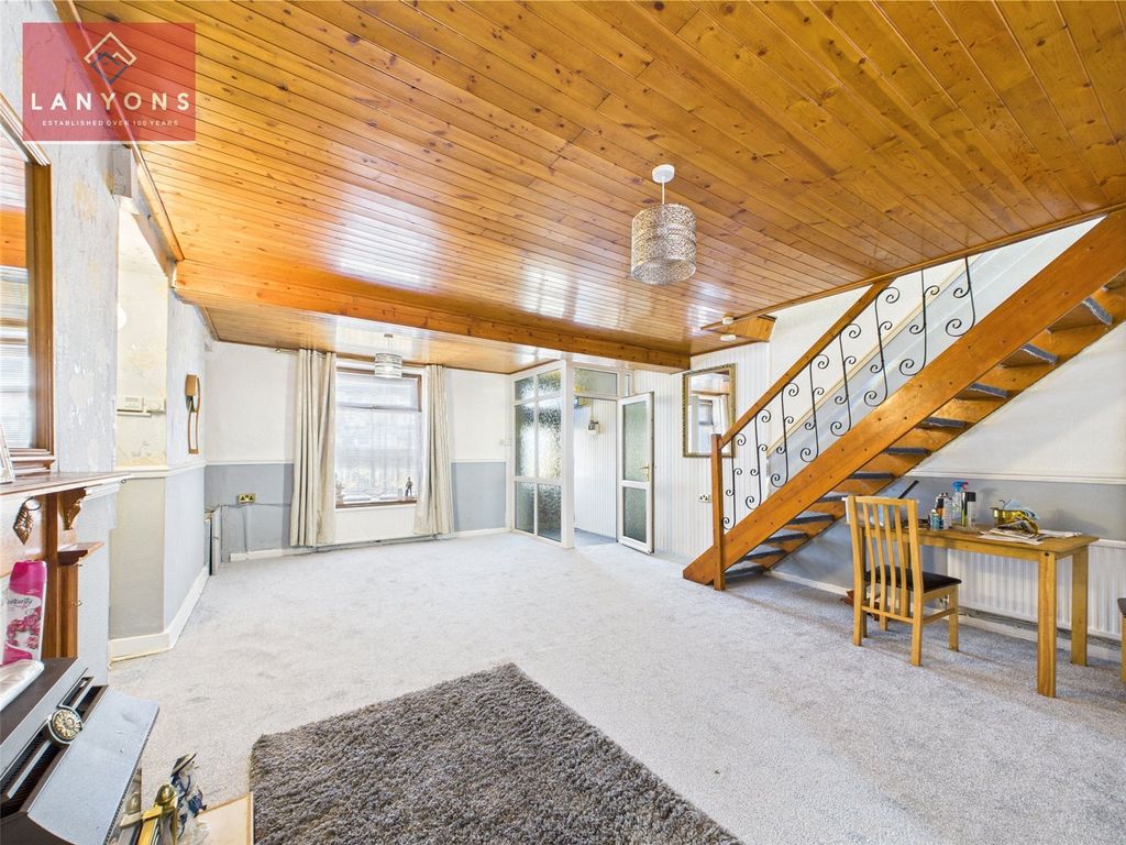 Property photo 3 of 12 Picture No. 08