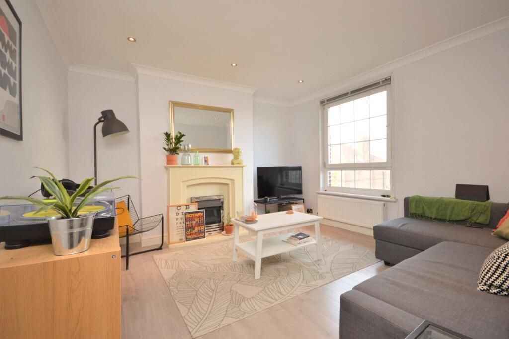 Property photo 2 of 12