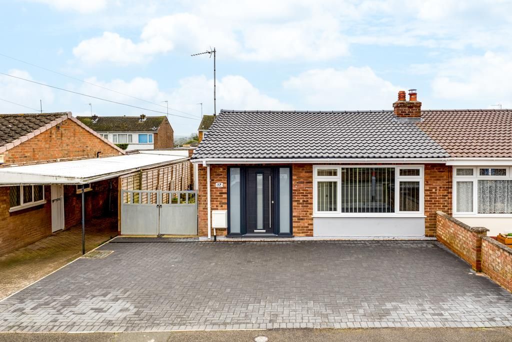 Property photo 1 of 17 17 The Ridings, Desborough-16.Jpg