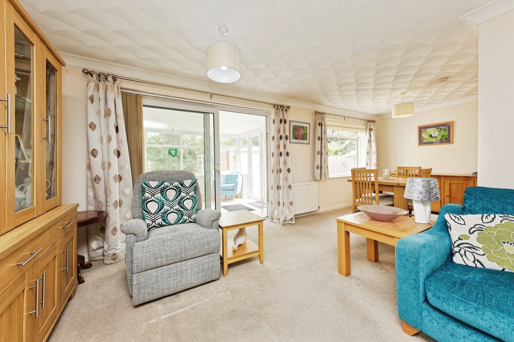 Property photo 2 of 20 Img_1644_Rw