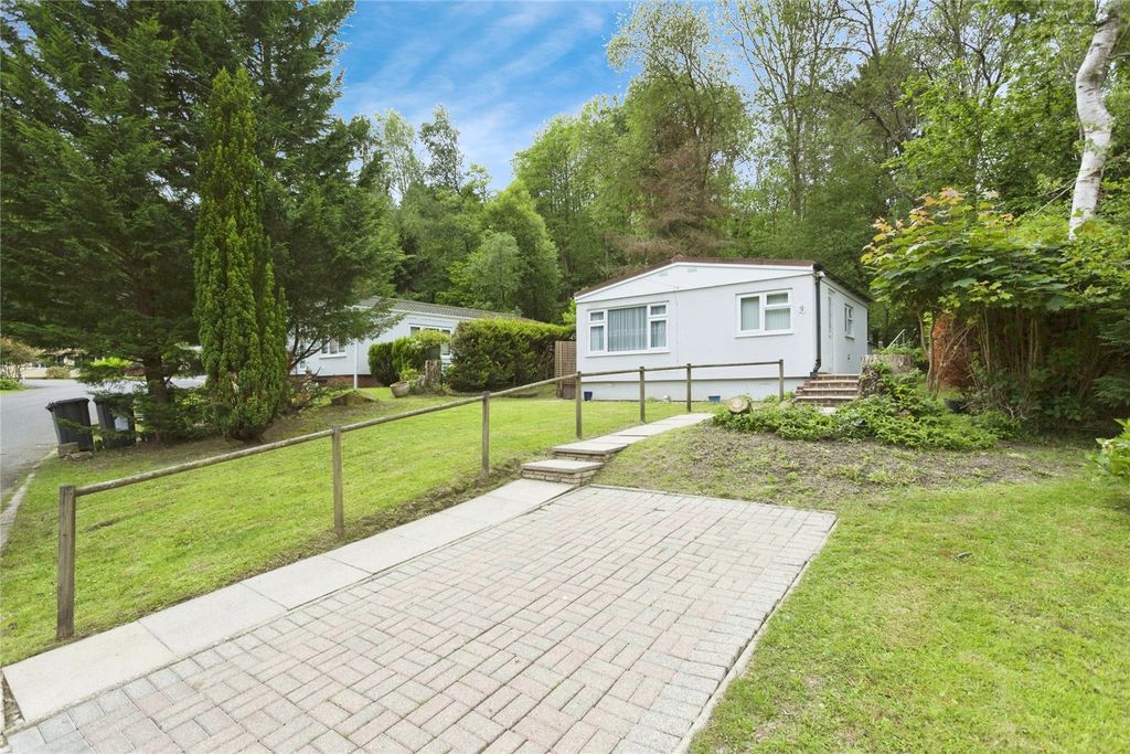 Property photo 1 of 18 Picture No. 06