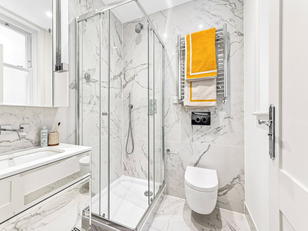 Property photo 3 of 21 Picture No. 12