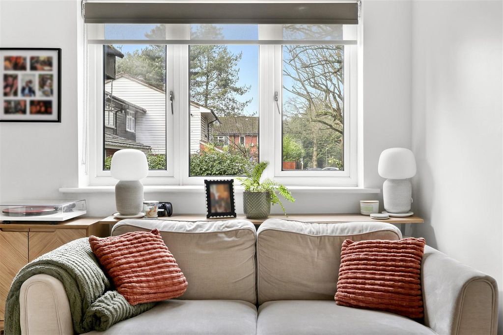 Property photo 3 of 24 4D4A0915.Jpg