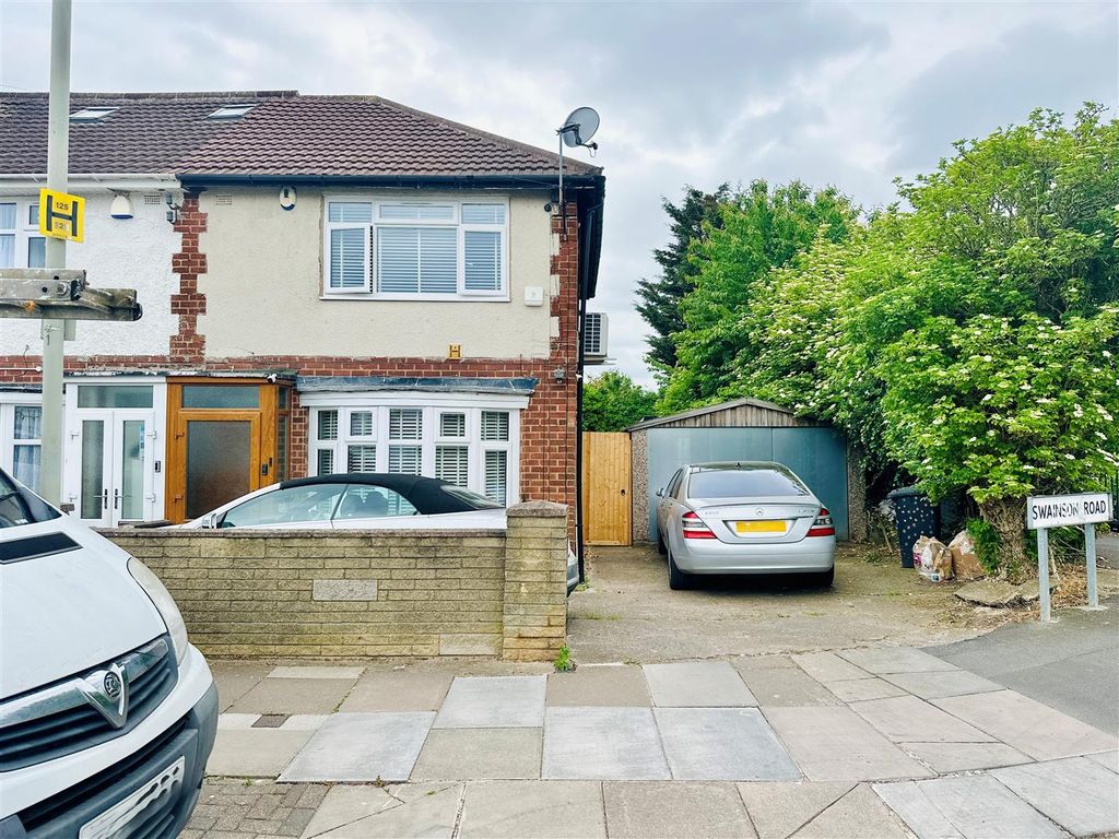 Property photo 1 of 18 Outside