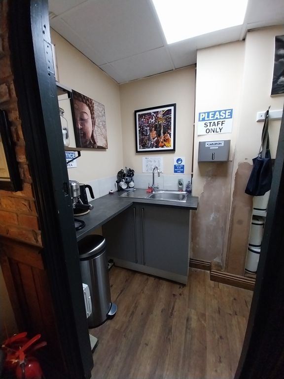 Property photo 3 of 9 Photo 10