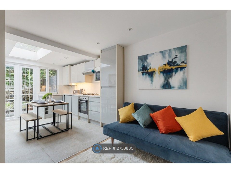 Property photo 2 of 32 Kitchen, Dining Area