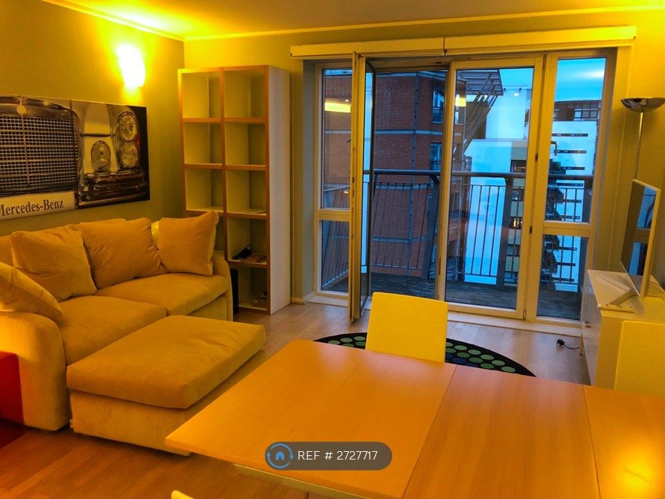 Property photo 2 of 9 Lounge/Dining/Kitchen