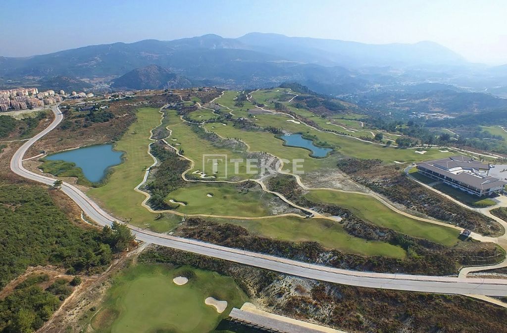 Property photo 3 of 32