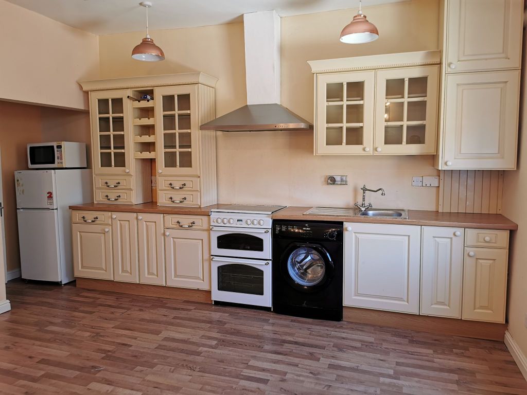 Property photo 2 of 14 Photograph 2